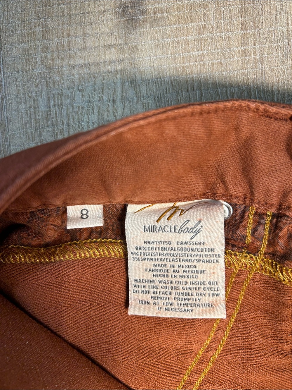 High-Rise Women's Flare Jeans in Rust Brown - Picture 4 of 4